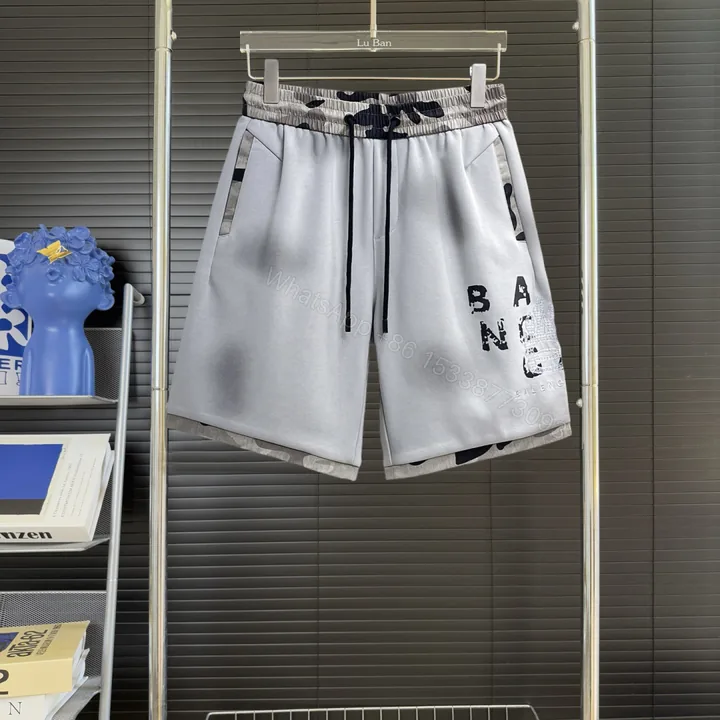 View 1 of Balenciaga 仿製短褲 男款迷彩拼接寬鬆街頭運動褲