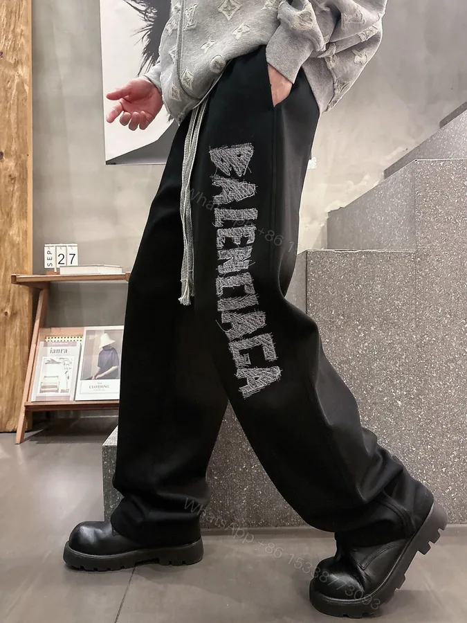 View 1 of Balenciaga一比一休閒長褲男士款黑色字母刺繡寬鬆直筒運動褲