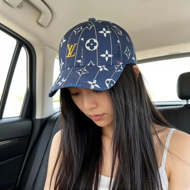 View 1 of LV 一比一 男女款 經典印花棒球帽 深藍滿版百搭休閒款