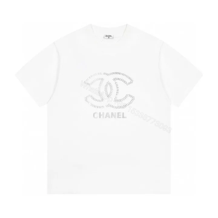 View 1 of Chanel 高仿白色短袖T恤 雙C刺繡設計 百搭簡約風格