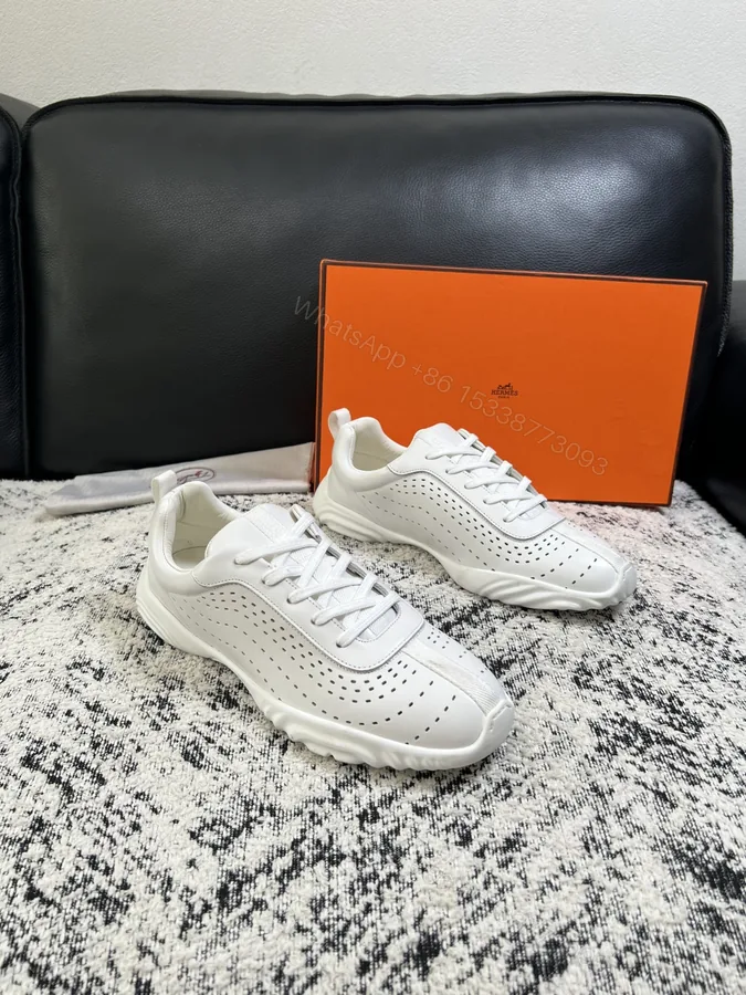 View 1 of Hermes高仿男士白色運動鞋極簡設計百搭休閒潮流款