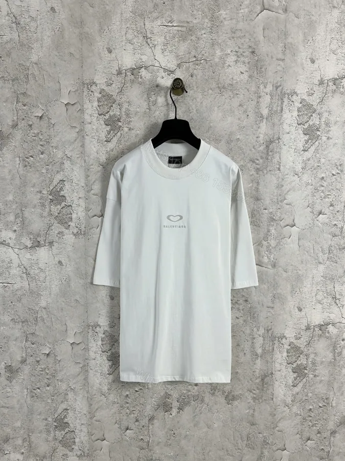 View 1 of Balenciaga 原單 男款 字母印花寬版短袖T恤 潮流百搭款