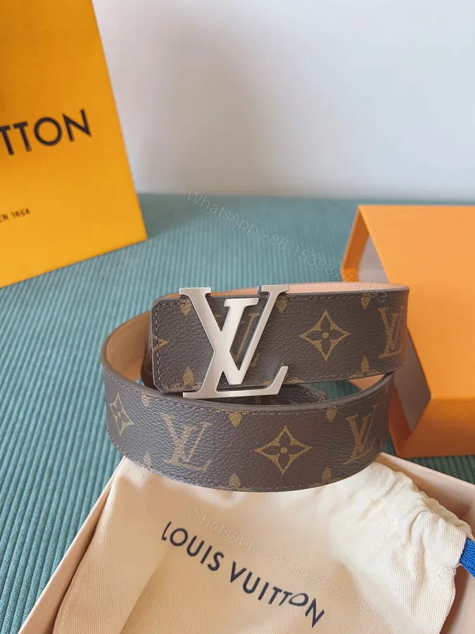 View 1 of LV 高仿 Monogram 經典皮帶 銀扣