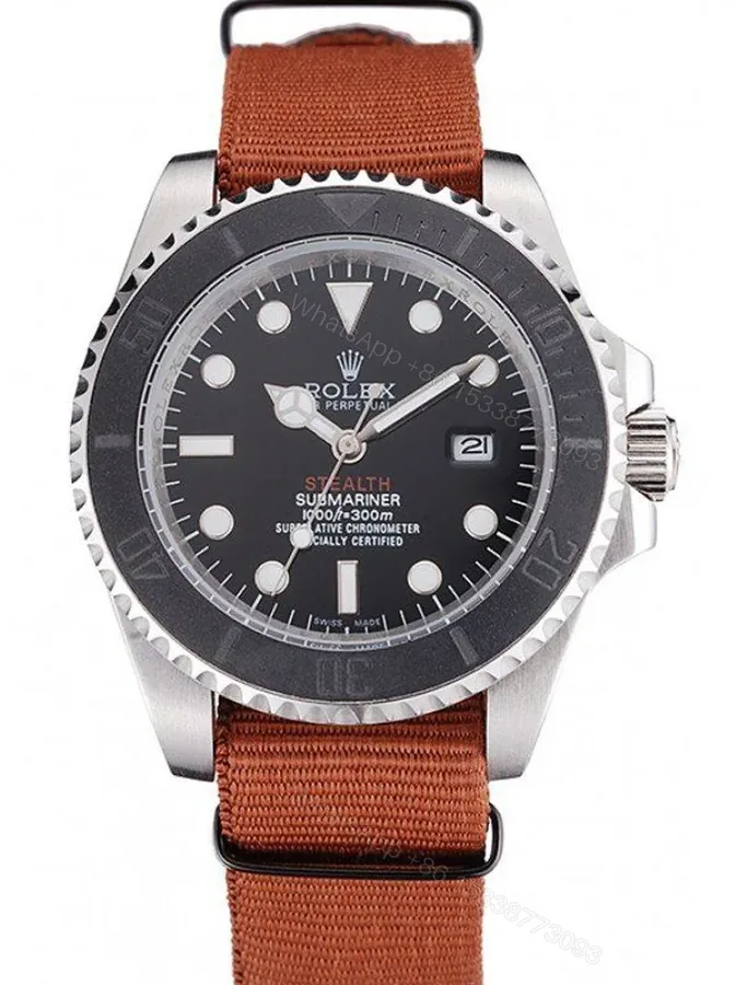View 1 of Replica Rolex Submariner Black Dial 621387