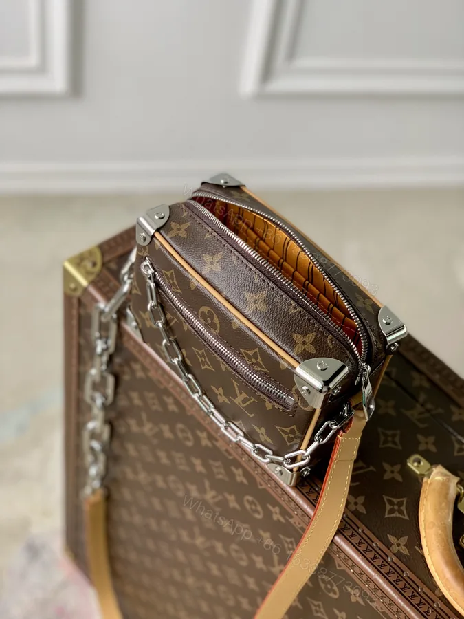 View 1 of LV A貨老花鏈條小包硬殼復刻迷你通勤款式推薦