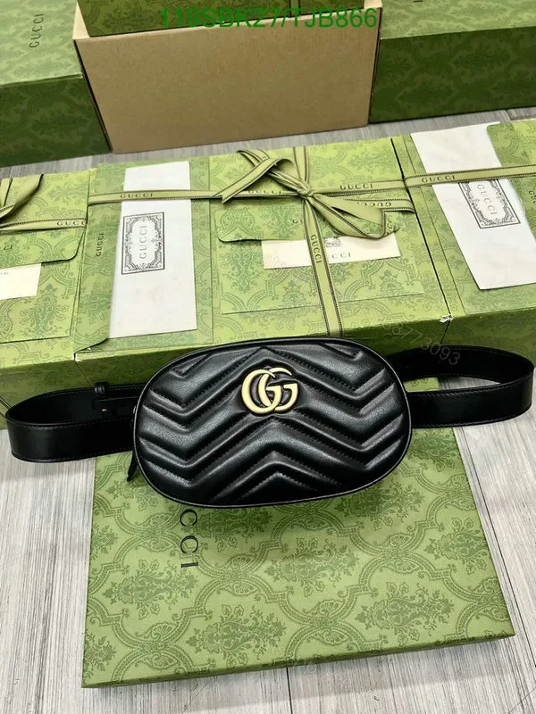 View 1 of Gucci Belt Bag Black made of Leather 476434