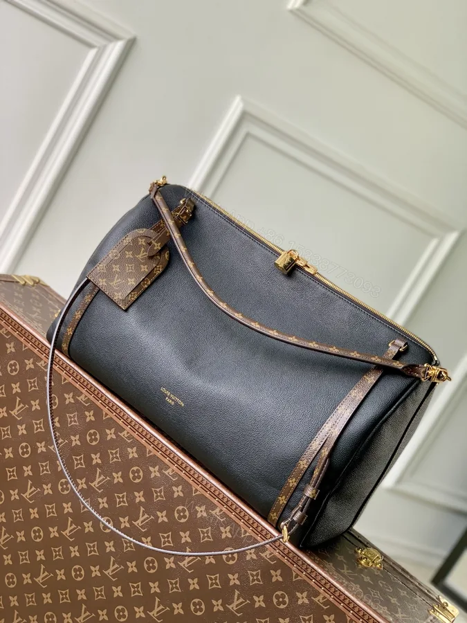 View 1 of LV A貨 女款 黑色肩背包 經典拼接設計 輕奢通勤款