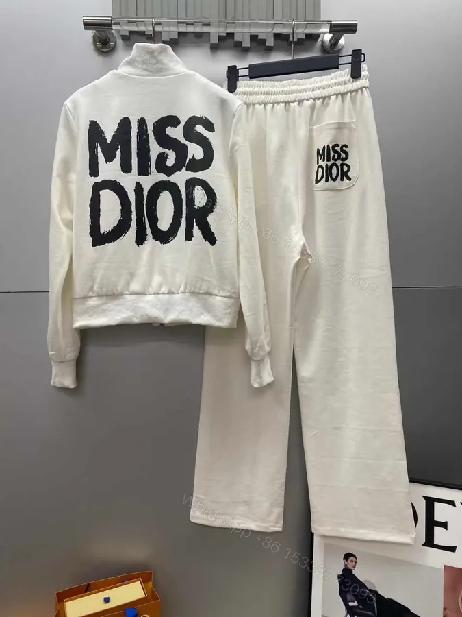 View 1 of DIOR