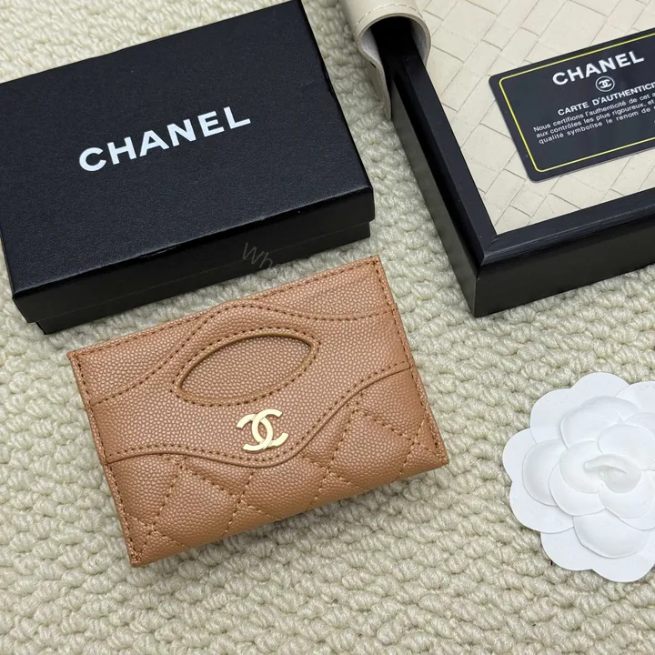 View 1 of Chanel 高仿卡夾 女用焦糖棕色 菱格壓紋皮革設計感單品
