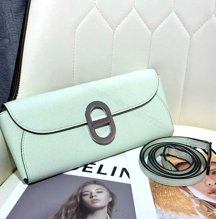 View 1 of HERMES