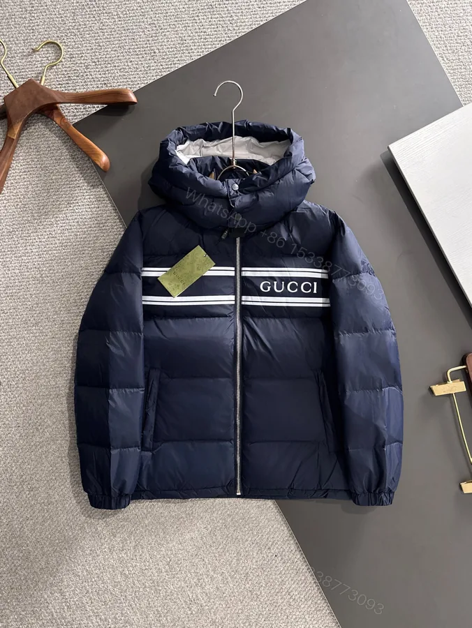 View 1 of Gucci高仿深藍連帽羽絨外套 經典條紋LOGO設計保暖必備