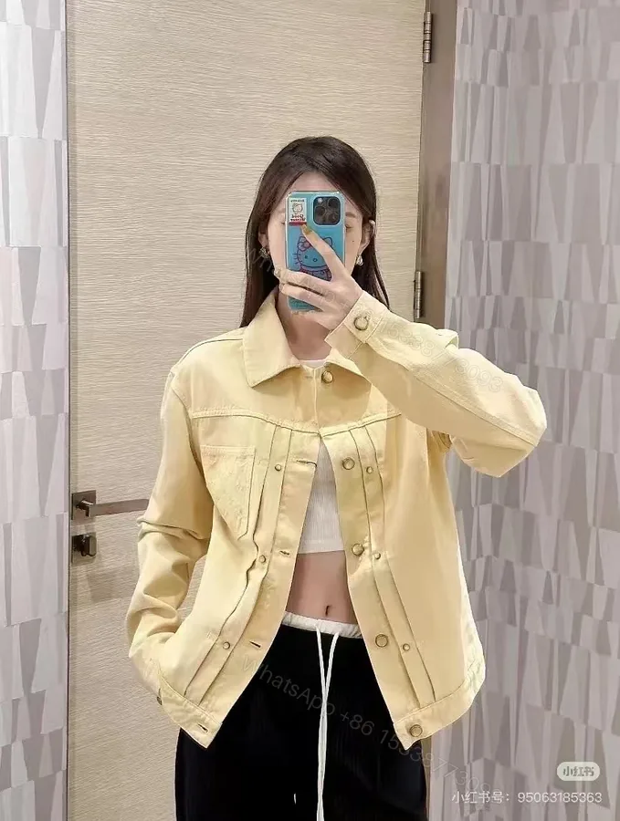 View 1 of LV 原單女士外套淡黃色牛仔短版設計百搭休閒風