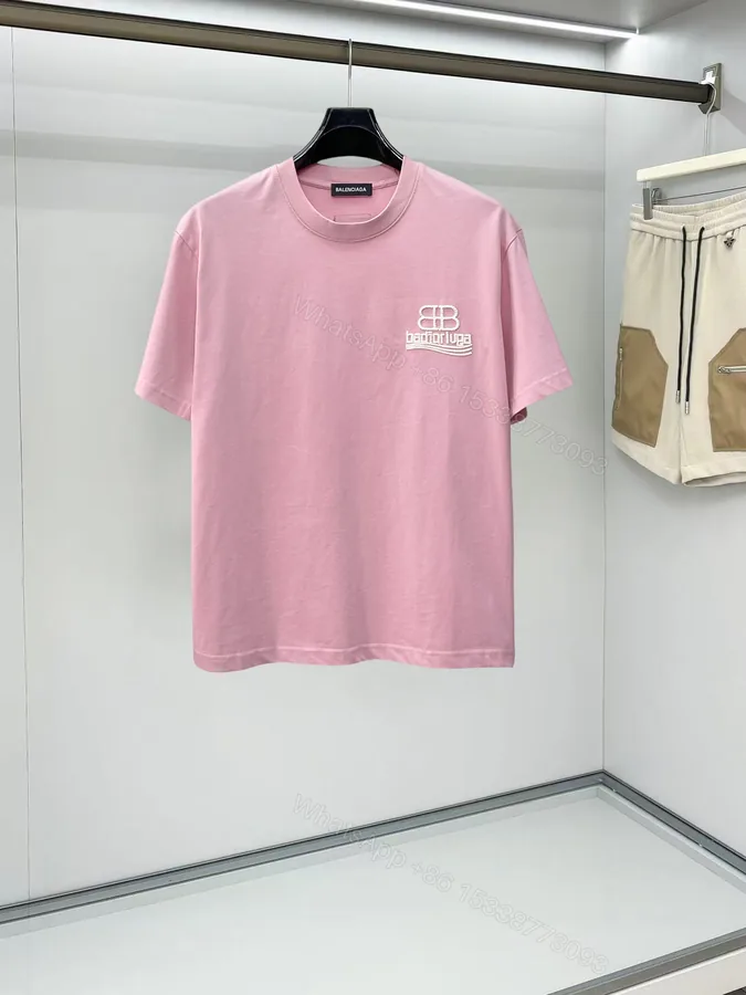 View 1 of Balenciaga 高仿 男款短袖T恤 小Logo刺繡設計 簡約百搭款