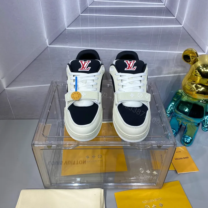 View 1 of LV 高仿 Trainer 黑白紅魔鬼氈運動鞋 潮流百搭款