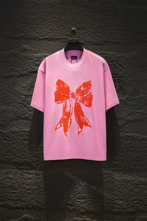 View 1 of Balenciaga 高仿 女款 蝴蝶結印花短袖T恤 粉色寬鬆版型 時尚潮流街頭風
