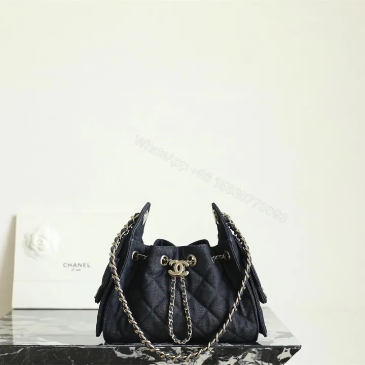 View 1 of 高仿Chanel*26P/25Bag系列AS5631水洗牛仔布手袋Mini黑色免檢版