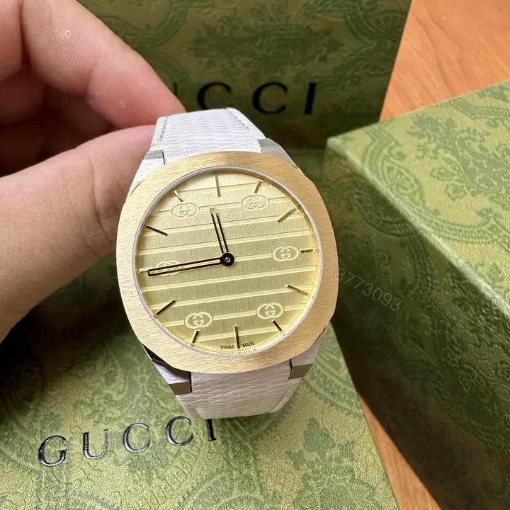 View 1 of Gucci原單男錶 25H系列金面雕刻LOGO 金屬質感設計款