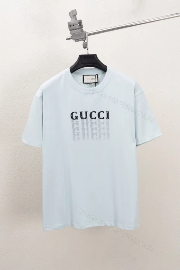 View 1 of Gucci A貨短袖男T 淺藍漸層LOGO款 清爽穿搭必備推薦