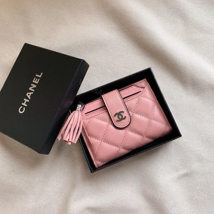 View 1 of Chanel A貨女士卡包粉色流蘇拉鍊款 可愛與機能兼具