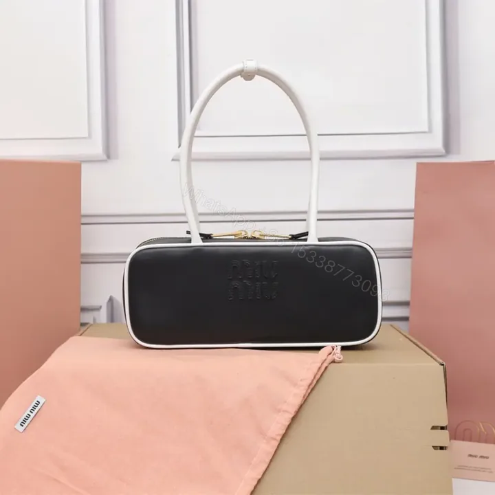 View 1 of 高仿miumiu*Beau系列5BB173小牛皮手袋黑白色小號免檢版