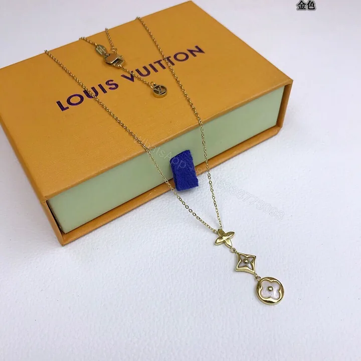 View 1 of Best Quality Necklace LV 023