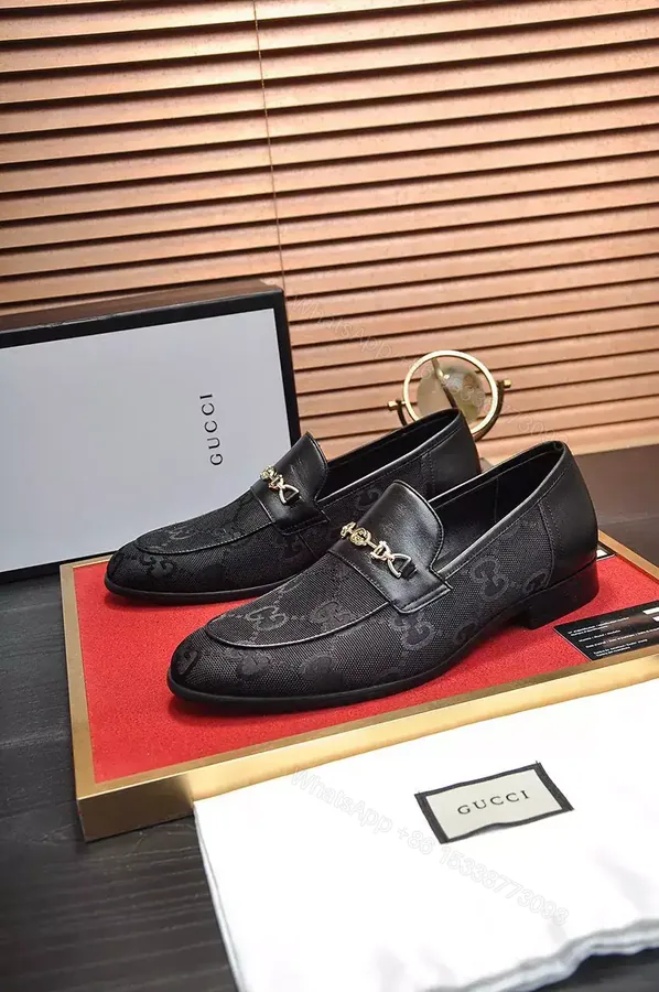 View 1 of GUCCI MAXI GG GUCCI JORDAAN LOAFER IN BLACK – LDG29