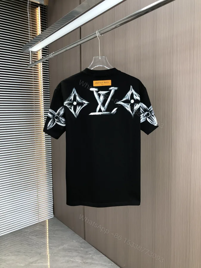 View 1 of LV A貨手繪LOGO黑色短袖T恤2025質感款男裝實搭首選