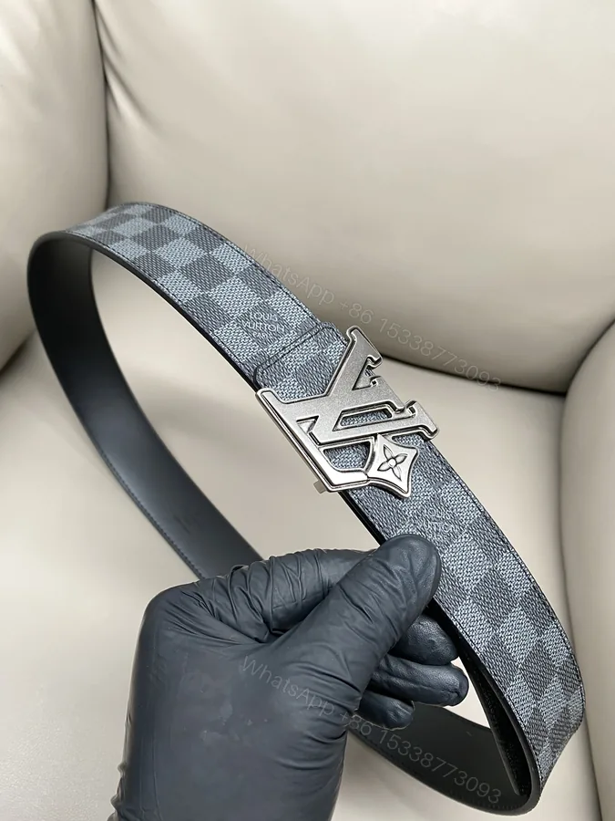 View 1 of LV 高仿 Damier 格紋皮帶 銀扣設計