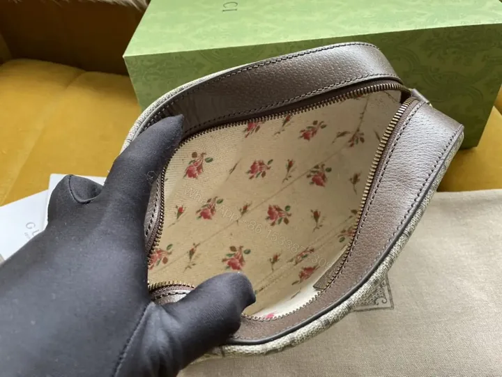 View 1 of GUCCI Neo Vintage Supreme messenger Bag