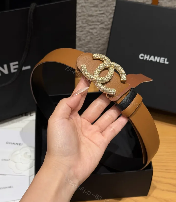 View 1 of ChanelA貨棕色菱格紋金色雙C女士皮帶