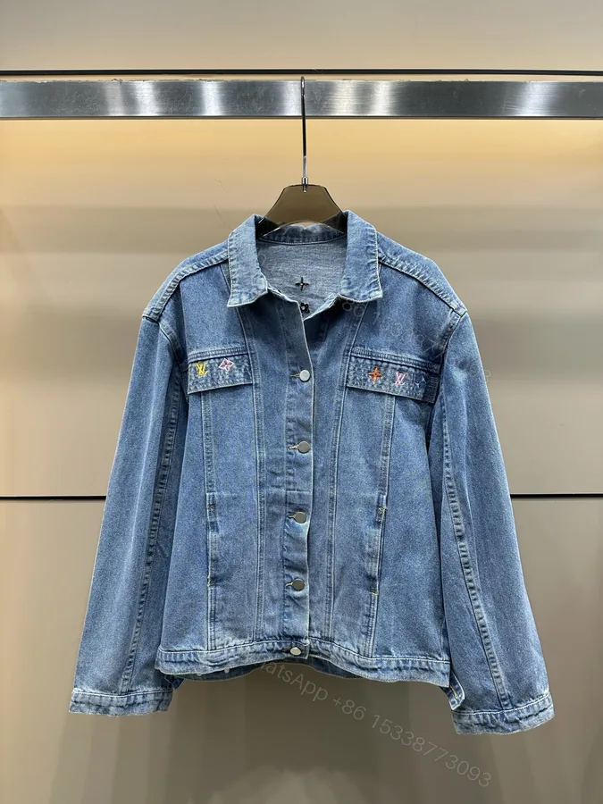 View 1 of LV高仿男女款牛仔外套時尚百搭設計感單品