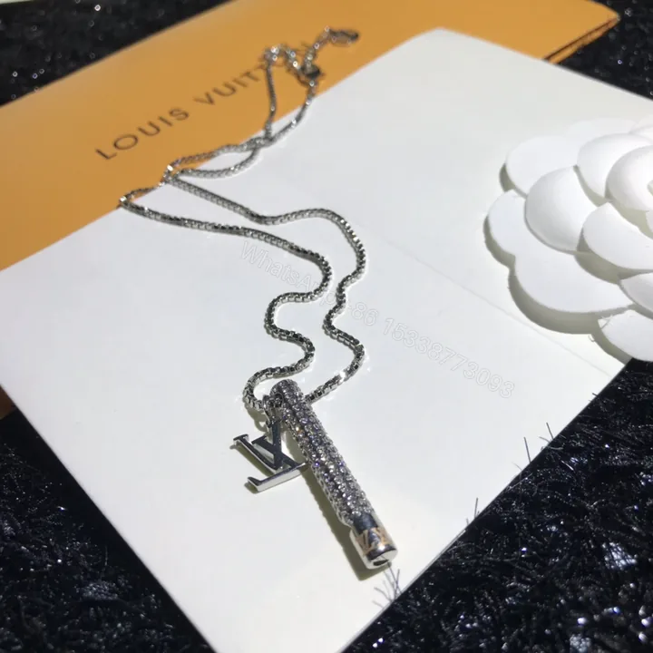 View 1 of EN – Lux LV Necklaces 077