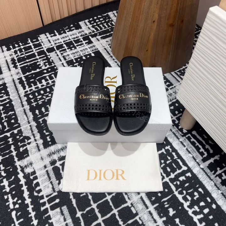 View 1 of 高仿Dior*D-Lane系列KCO155圓頭套腳一字拖鞋黑色免檢版