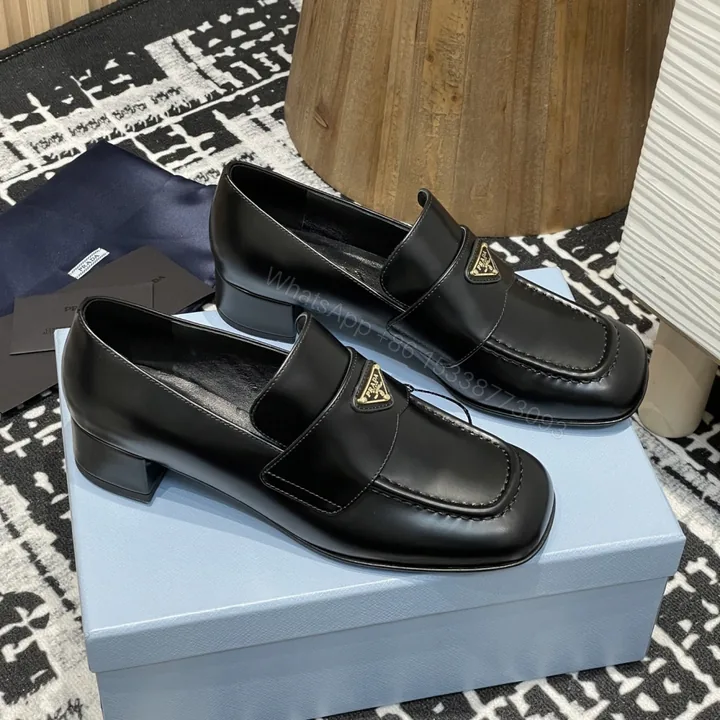 View 1 of 高仿Prada*1D831A方頭套腳樂福鞋3.5CM小牛皮黑色免檢版