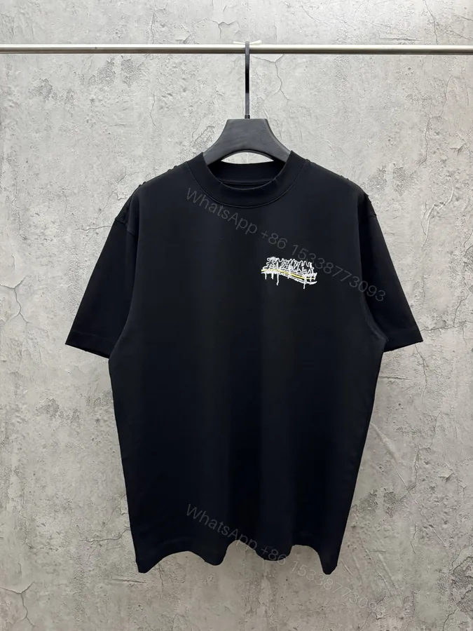 View 1 of Balenciaga 一比一 胸前刺繡字母短袖T恤 黑色街頭簡約款