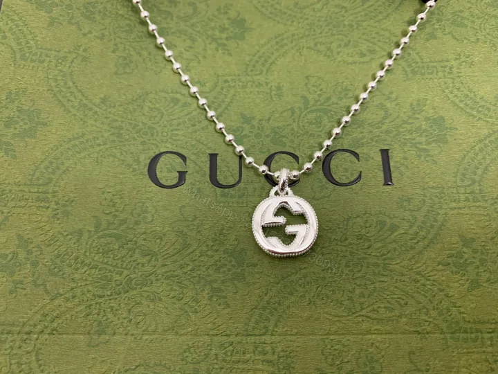 View 1 of EN – Lux Gucci Necklaces 019