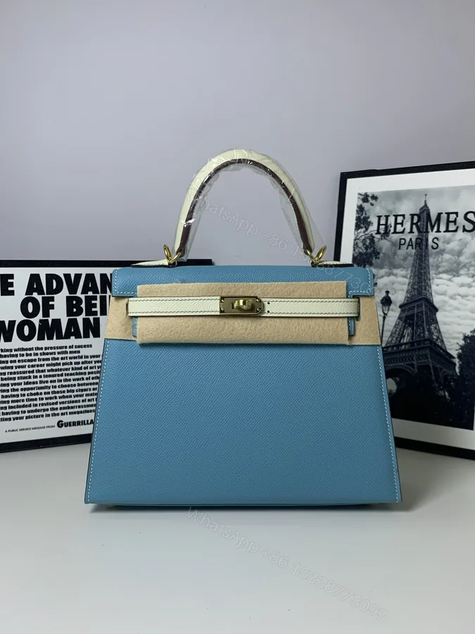 View 1 of 高仿 Hermes Kelly 25 奶油白拼藍色手提包 氣質優雅女包