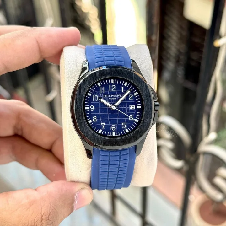 View 1 of Patek Philippe Aquanaut Navy Blue 41mm Quartz