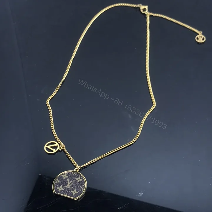 View 1 of EN – Lux LV Necklaces 088