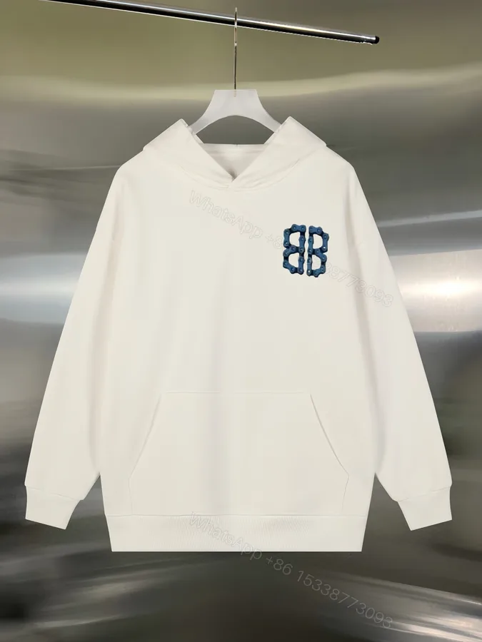 View 1 of Balenciaga A貨白色帽T 左胸BB鍊條浮雕立體Logo 極簡細節感