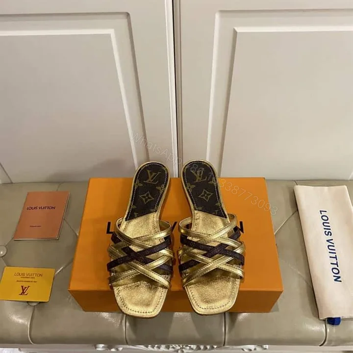 View 1 of Louis Vuitton Slides – RG24LS