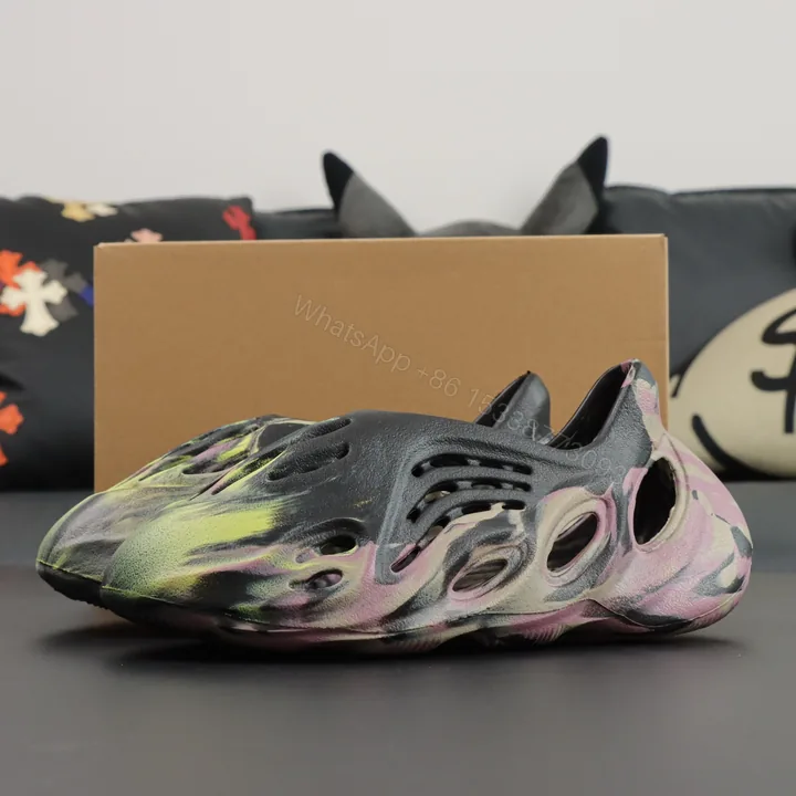 View 1 of Yeezy Foam Runner MX Carbon Reps