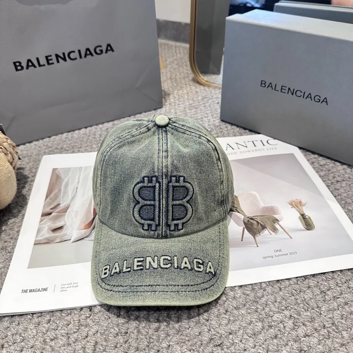 View 1 of Balenciaga原單男女款BB刺繡軍綠復古棒球帽潮流百搭款