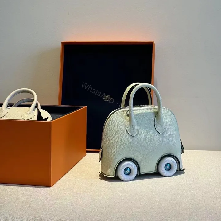View 1 of Hermes 一比一 女款 小汽車造型迷你手提包 可愛潮流款