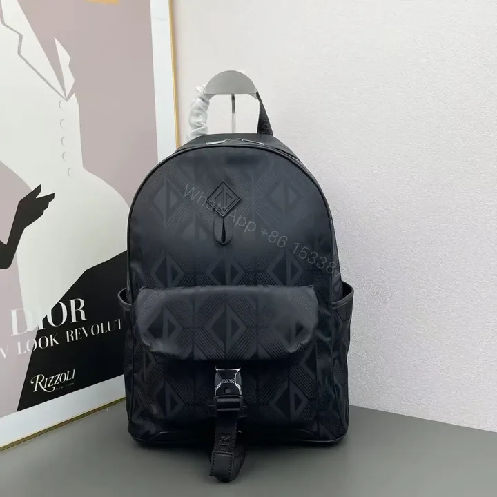 View 1 of DIOR
