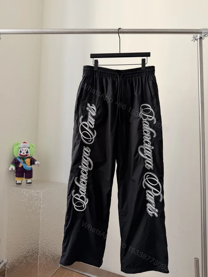 View 1 of Balenciaga 高仿長褲男款 Paris 字體刺繡 運動風寬鬆版型