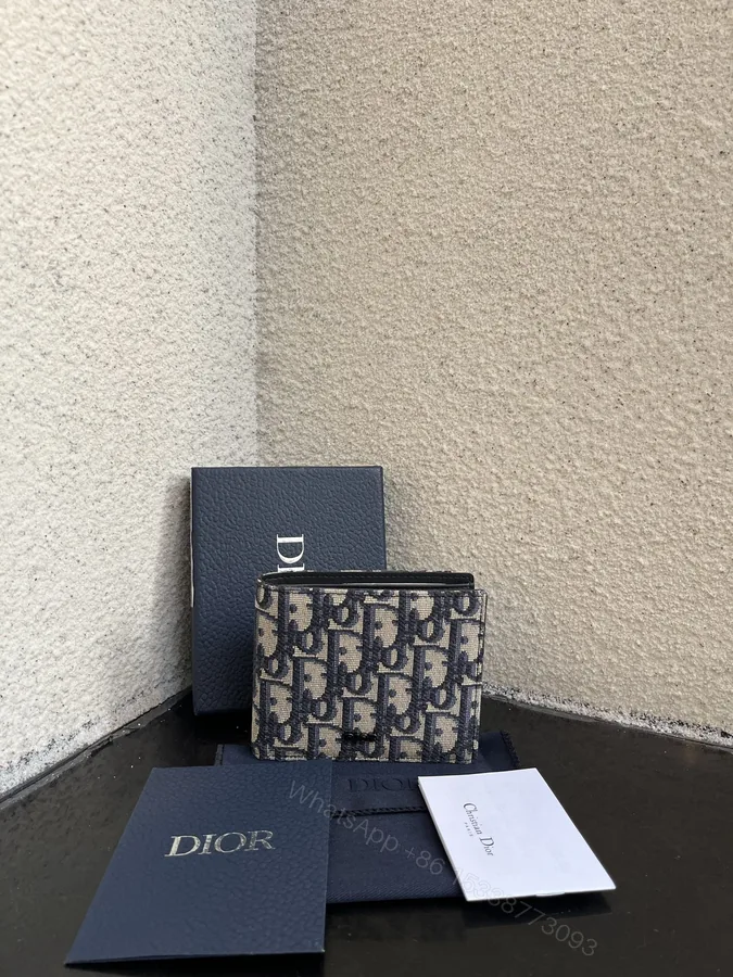 View 1 of Dior 高仿短夾 男士米底老花圖騰 簡約設計耐看實用