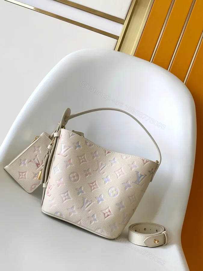 View 1 of LV 高仿粉彩Monogram水桶包 奶白色系柔感設計附拉鍊小包