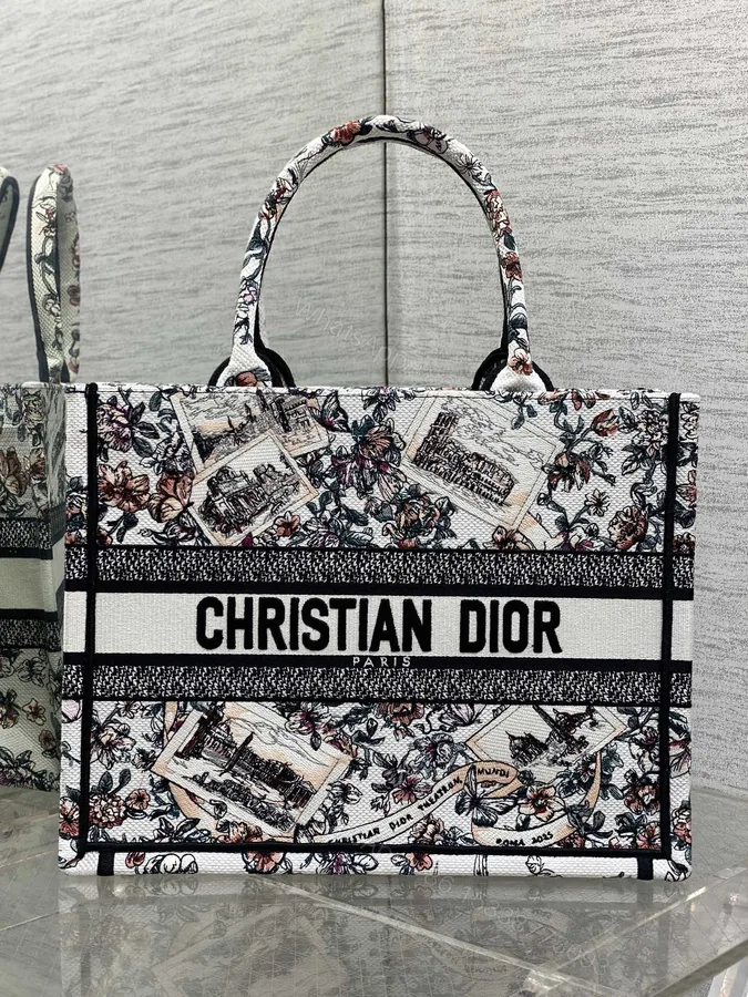 View 1 of Dior 高仿Book Tote中號旅遊風格托特包 城市明信片刺繡設計
