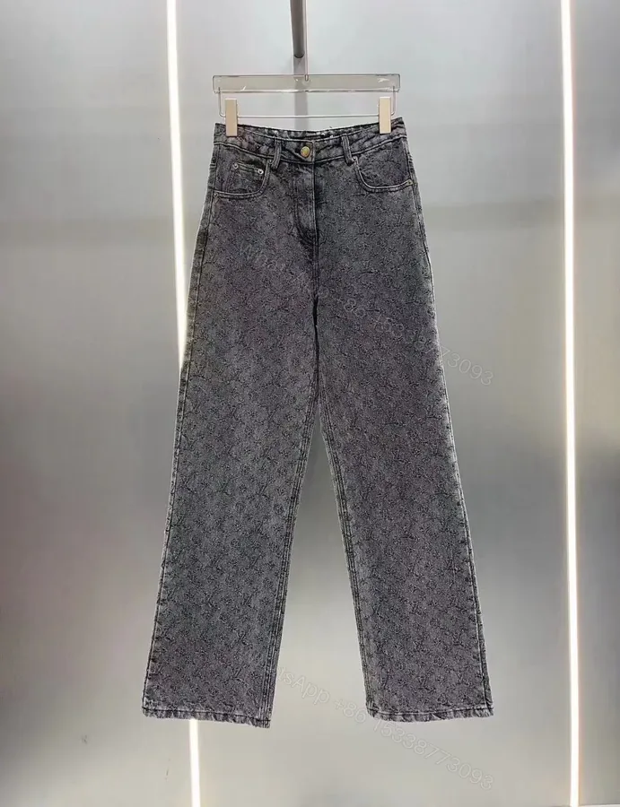 View 1 of LOUIS VUITTON